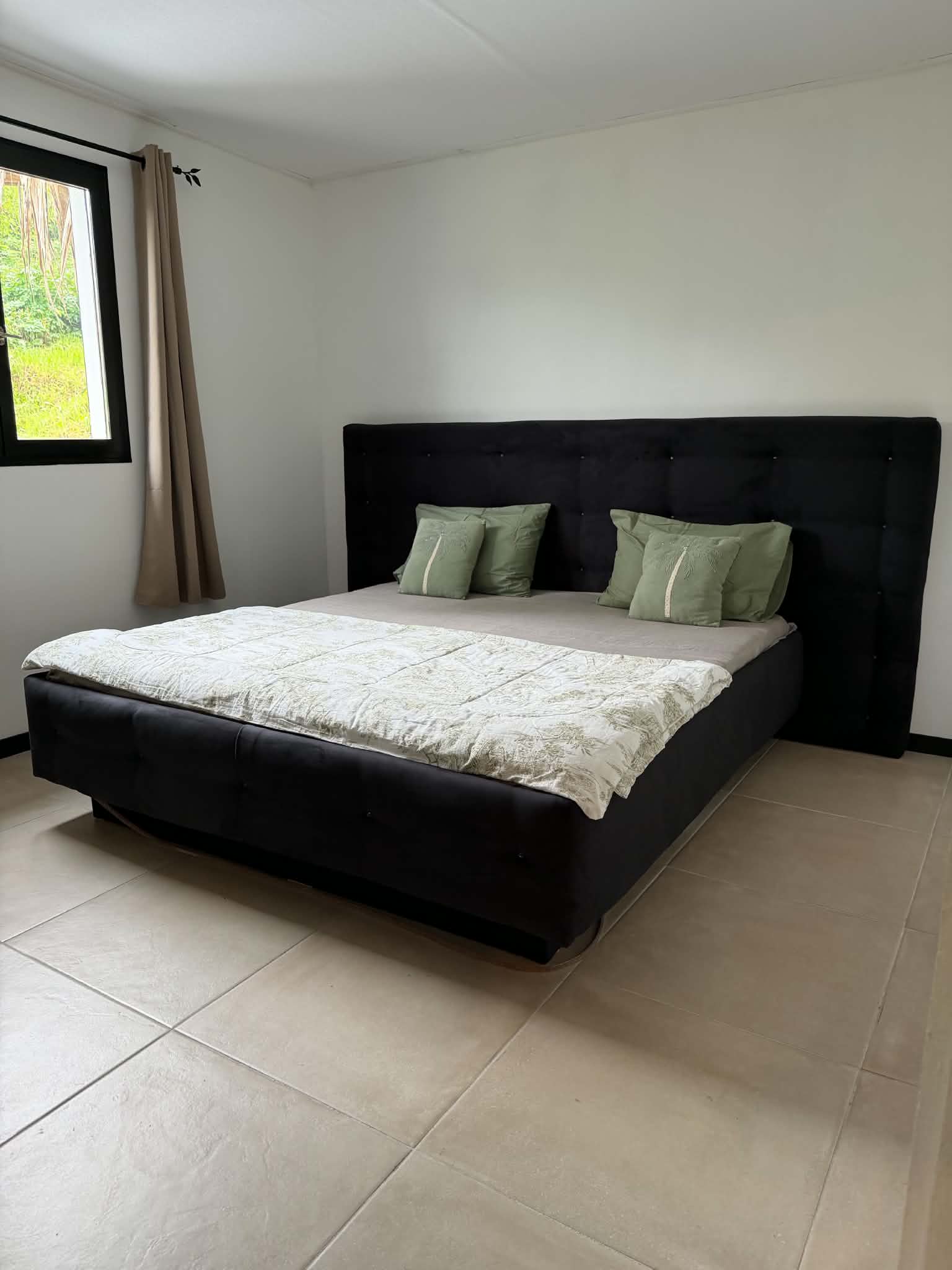 Chambre avec lit king size